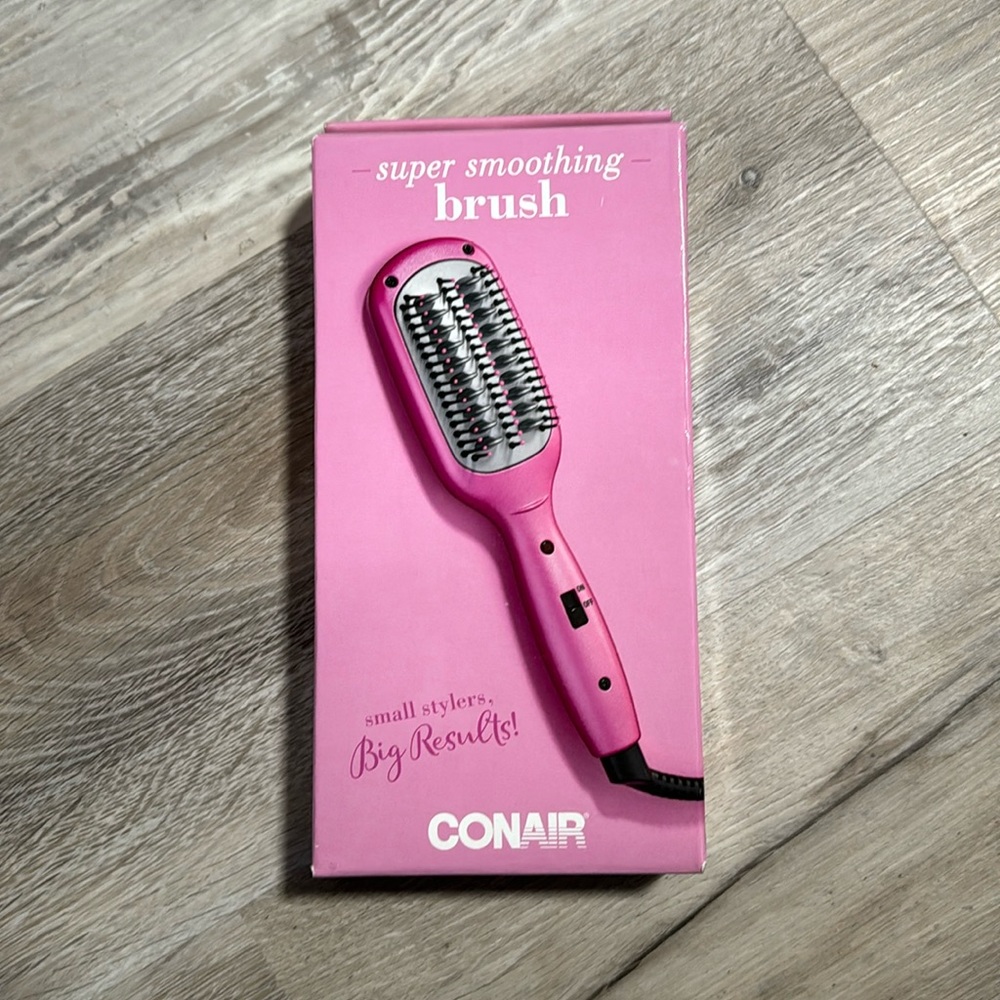 NEW IN BOX Conair MiniPRO Ceramic Smoothing Brush